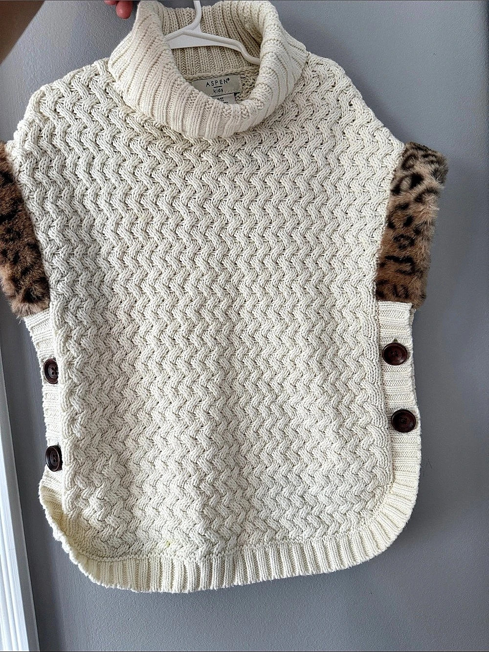 Aspen Girls 5T Cream Knit Sweater